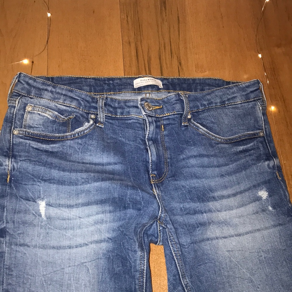 Light Wash Ripped Jeans imported from Europe Zara